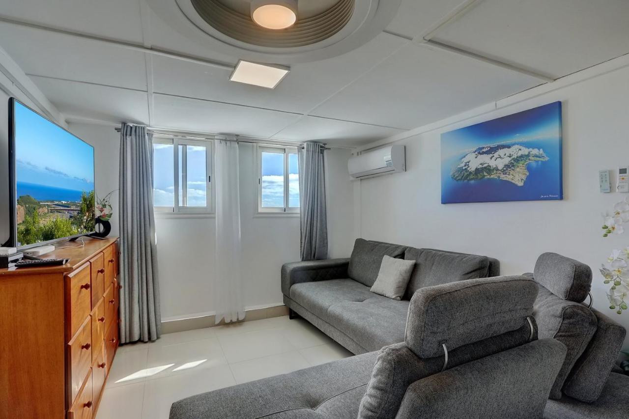 Appartement 3 Etoiles Sauna Vue Superbe Ti Kaz Miyou 2 La Possession Bagian luar foto