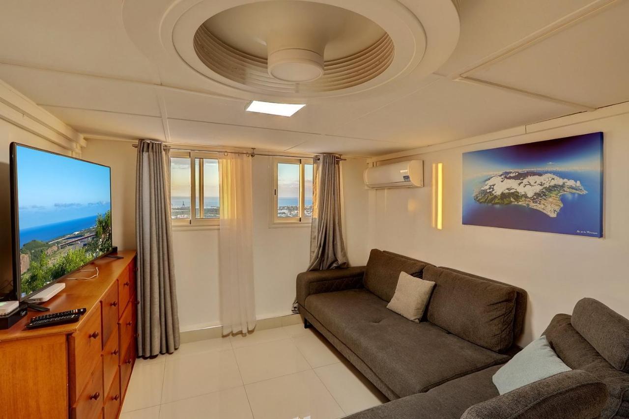 Appartement 3 Etoiles Sauna Vue Superbe Ti Kaz Miyou 2 La Possession Bagian luar foto