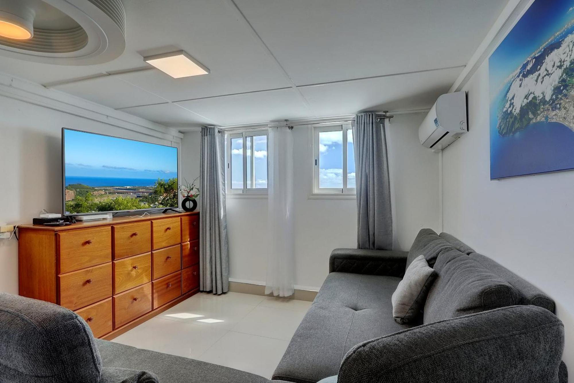 Appartement 3 Etoiles Sauna Vue Superbe Ti Kaz Miyou 2 La Possession Bagian luar foto